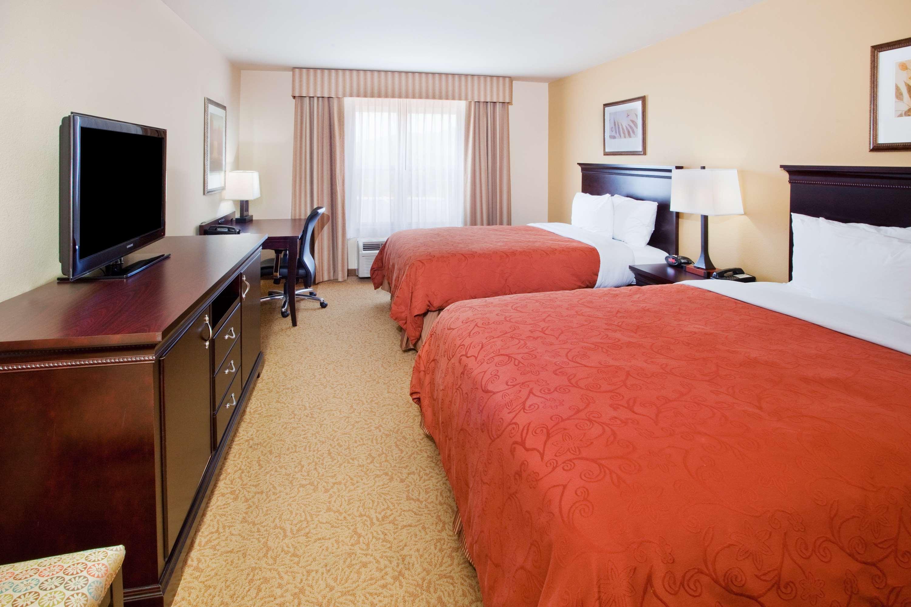 Comfort Inn & Suites Rome South Стая снимка