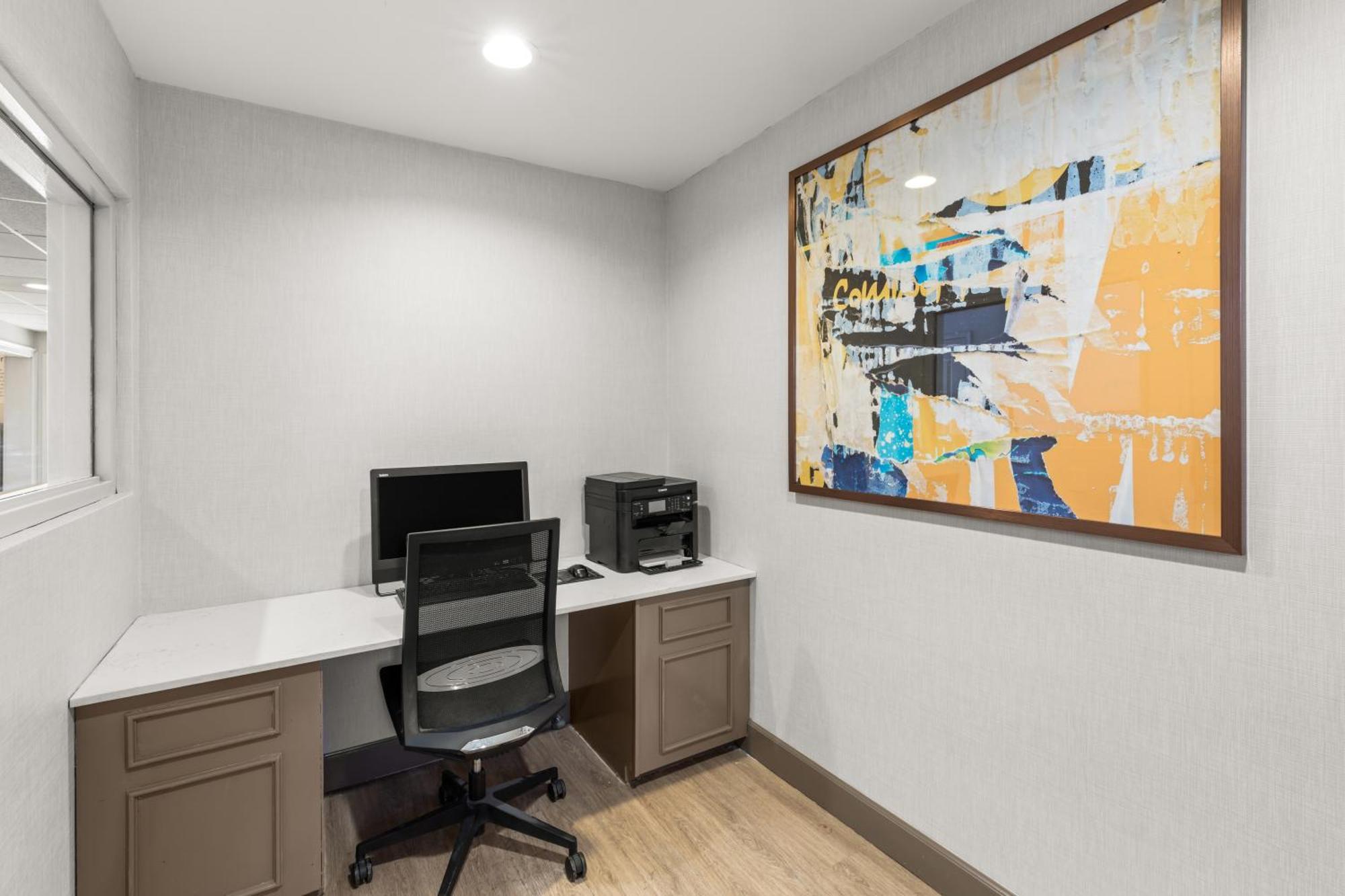 Comfort Inn & Suites Rome South Екстериор снимка